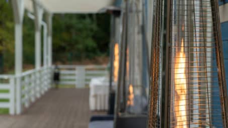 How to Choose an Electric Patio Heater for Your Outdoor Space