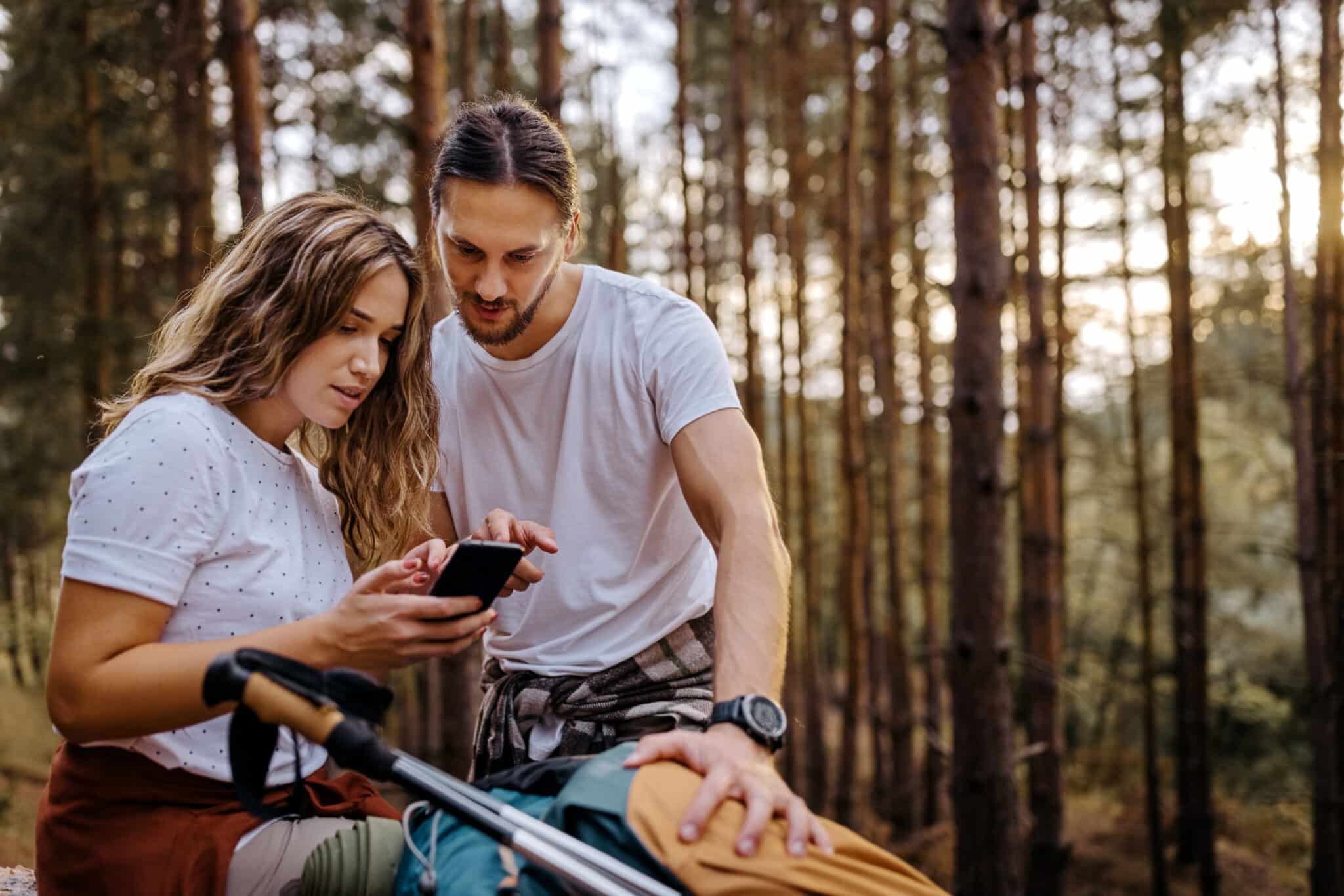 8 Nature Apps To Enhance Your Outdoor Adventures