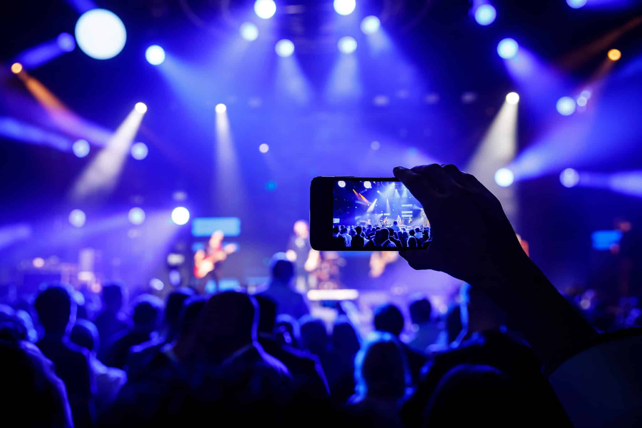 5 Festival Gadgets You Need This Concert Season