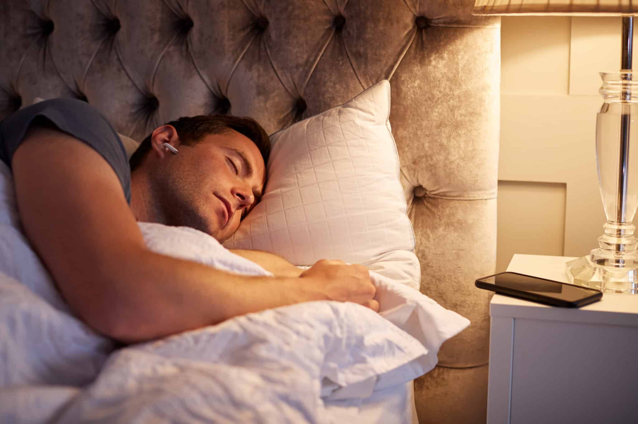 Sleep Headphones: How to Choose the Best Pair For You