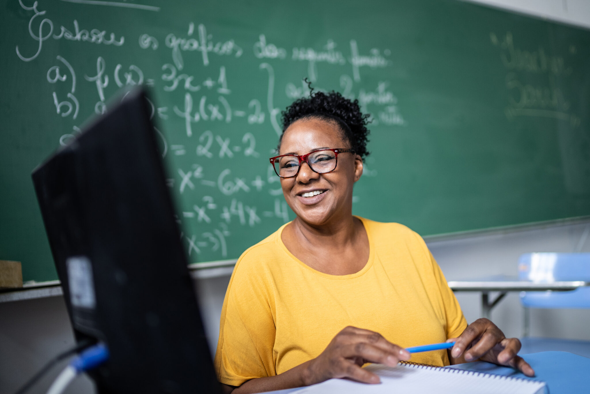 Best Tech Gifts for Teachers That Show You Appreciate Their Hard Work